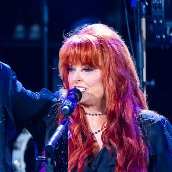 Wynonna Judd Performance Reactions: The Emotional Power of a Country Legend